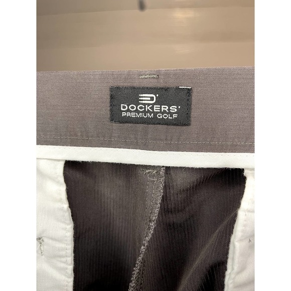 Dockers Gray Premium Golf Shorts, Mens Size 34 - Picture 4 of 4